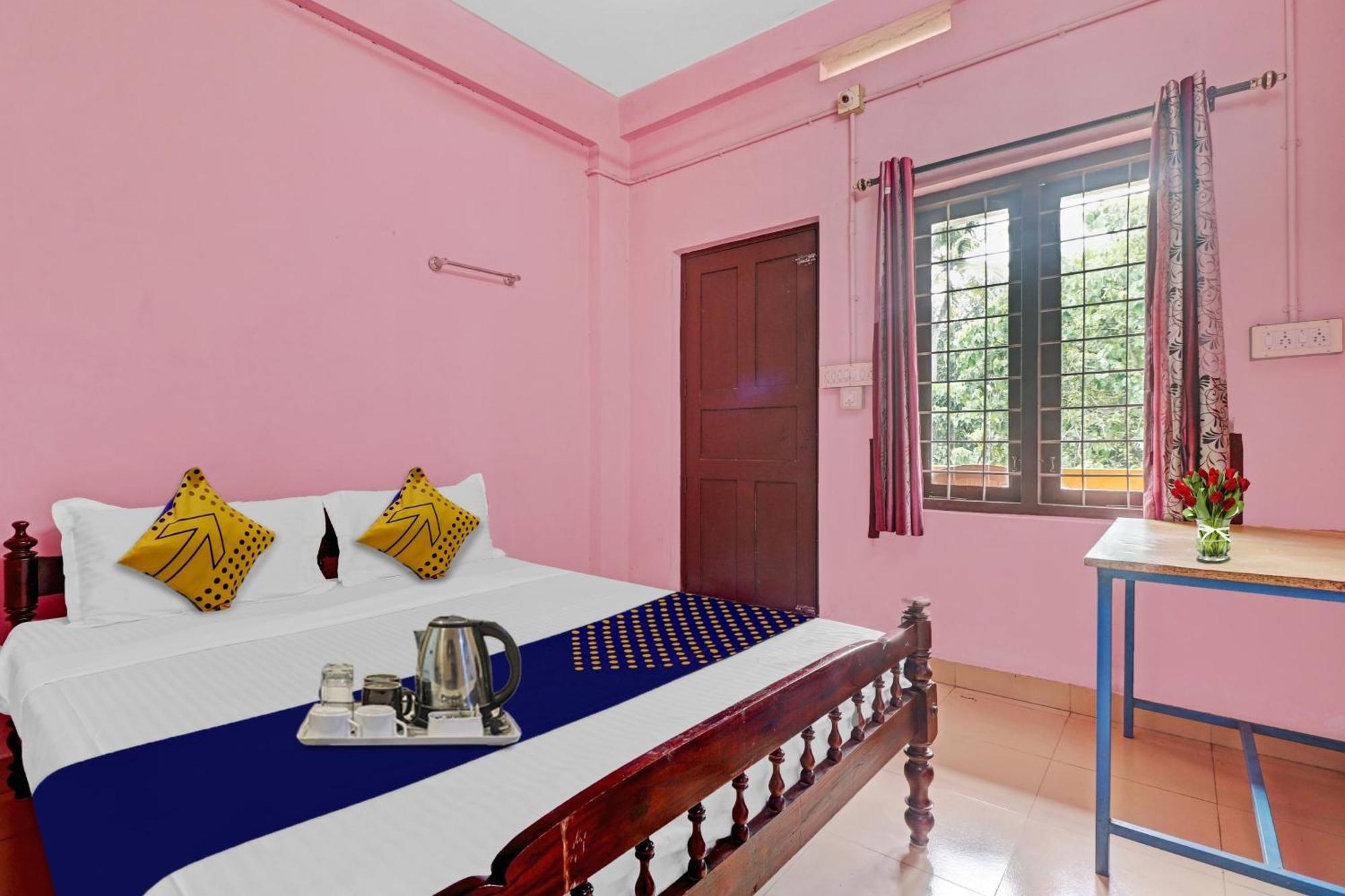 Spot On Jayesh Guest House 纳西克 外观 照片