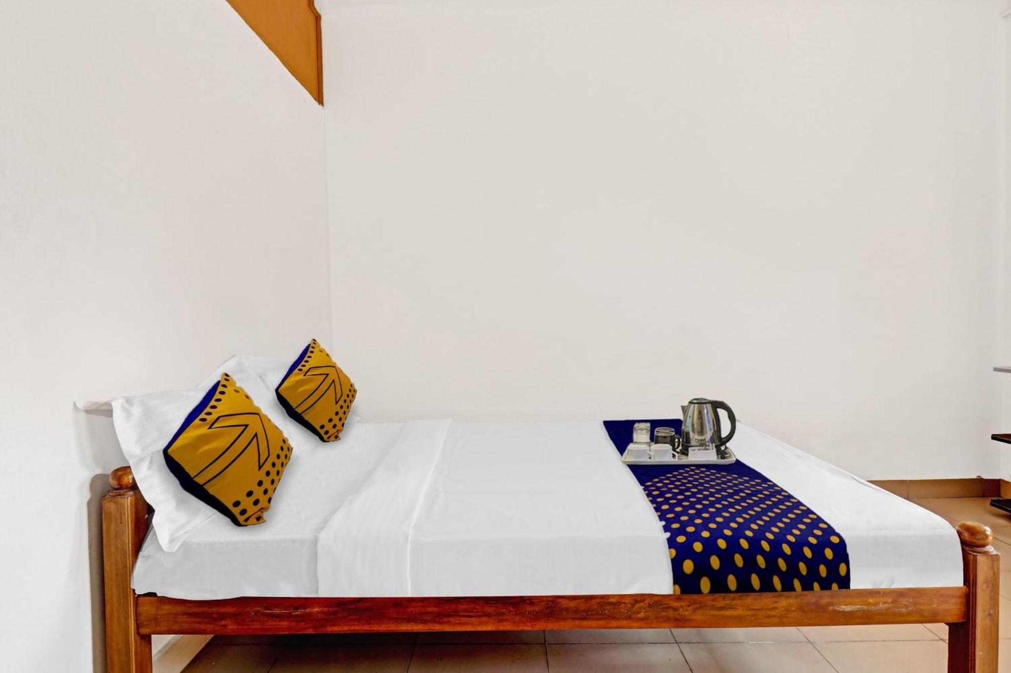 Spot On Jayesh Guest House 纳西克 外观 照片